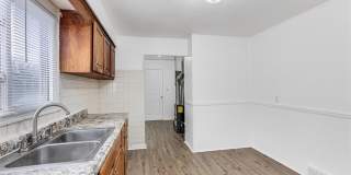 11076 ESSEX Avenue Gallery 12