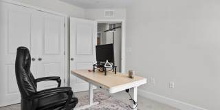 10893 DRUMMOND Place Gallery 20