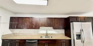 1540 SW 5th Pl Gallery 5