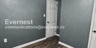 4922 East Willow Street Gallery 15