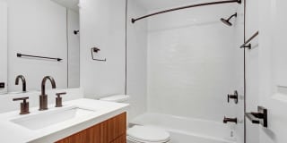 930 North Martel Apartments Gallery 5