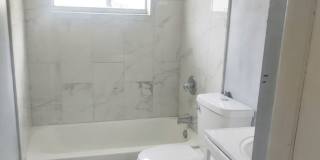 Affordable 2 Bedrooms 1 Bath Gallery 6