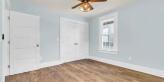Gorgeous 3/2 Located 1 Block From Downtown Greenville! Gallery 31