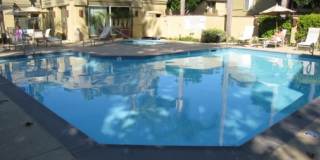 Fully furnished 1 bedroom condo and office - Short Term Rental! Gallery 18