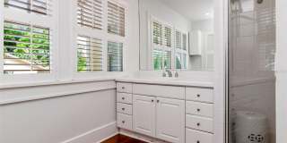 126 8TH Avenue NE Gallery 34