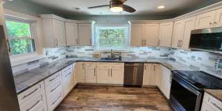 Beautiful 3 Bedroom 3 Bath Beachside Home Gallery 7