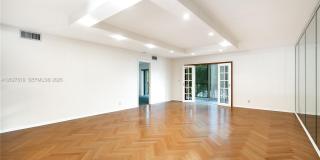 150 S Hollybrook Ter Gallery 5