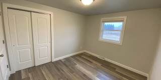 3 Bed 1 Bath Duplex in Desirable Location Gallery 7