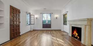 449 N Sweetzer Ave Gallery 8