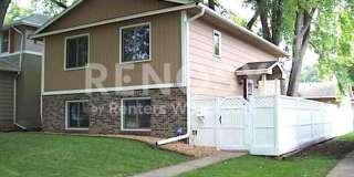 Stunning 4BD/2BA Home in Robbinsdale! Gallery 1