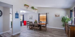 Spacious, Stylish, and Fully Furnished – Luxury 5-Bedroom Home in Henderson Gallery 15