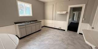 491 Emslie Street Gallery 7