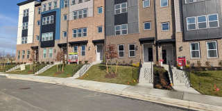 9926 SIR BARTON WAY Gallery 1