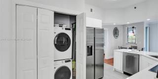 3245 Northeast 184th Street Gallery 4