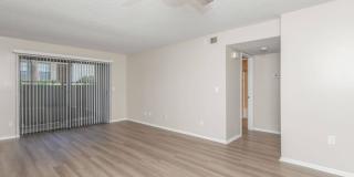 Oak Tree Court Gallery 24