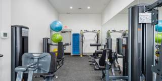 Regency Park Apartments at Queensgate Gallery 20