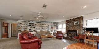 410 North Oliver Avenue Gallery 11