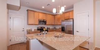 2442 East Emerald Moon Drive - 1 Gallery 7