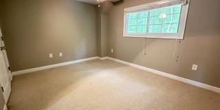 1215 Green Oaks Lane - B - 1 Gallery 6