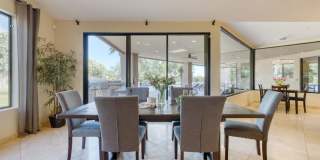 10775 E Sunnyside Dr Gallery 27