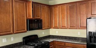 9036 Modern Court Gallery 1