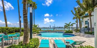 7501 E Treasure Dr Gallery 32
