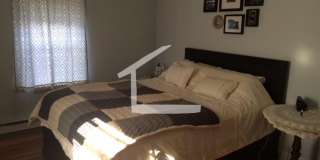 Nice 1 bed in Oak Square Gallery 3