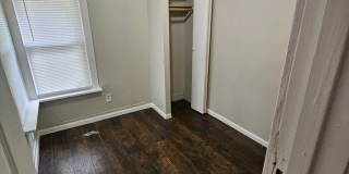 624 West 44th Place Gallery 11