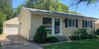 5044 Martin 4bed/2bath Gallery 1
