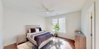 1220 Lomax Avenue Gallery 43