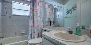 8513 Beach Road Gallery 32