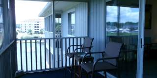 Furnished 1 bedroom condo with beautiful water views. Gallery 16