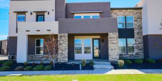 2 bed, 2.5 bath, with loft, 2 car garage home for rent in Desert Color 2 bed, 2.5 bath, with loft, 2 car garage home for rent in Desert Color Gallery 1