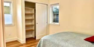 1525 Ada Street Gallery 5