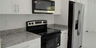 2611 Carol Place Gallery 3