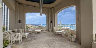 66 Queen Street unit: 1605 Gallery 23