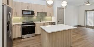 The Waylon Apartments & Townhomes Gallery 9