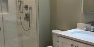 Nice 1 bed in great area Gallery 8