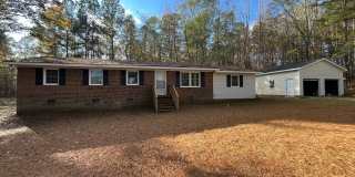 Charming 3BD, 2BA Wake Forest Home on a Large, Private Lot with a Detached 2-Car Garage, Providing Easy Access to Raleigh and Durham Gallery 1
