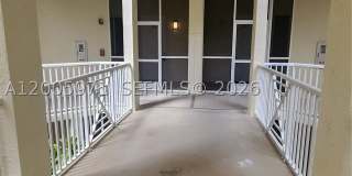 3600 Oaks Clubhouse Dr Gallery 1