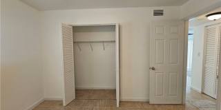 702 Joel Boulevard Gallery 9