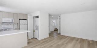 82 SW 3rd Ct Gallery 18