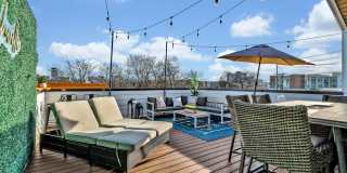 Gorgeous FULLY FURNISHED Home Just Off Charlotte Ave. Gallery 52