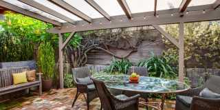 927 1/2 Victoria Ave Gallery 27