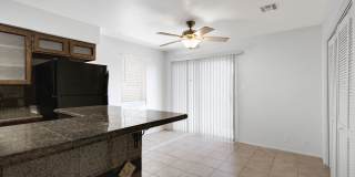 Private 2/2  Unit • Quiet Community • Prime North Phoenix Location Gallery 21