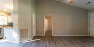 Beautiful 3 Bed 2 Bath home located in Greensboro! Gallery 9