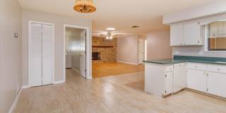 Spacious 4-Bedroom, 3-Bath Rental in Quiet DeBary Cul-de-Sac Gallery 10