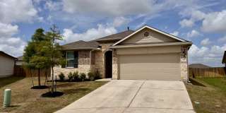 267 Evergreen Sumac Loop Gallery 1