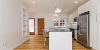 3400 ROLAND Avenue Gallery 7