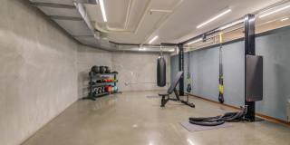 The Landing Gallery 32